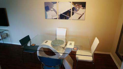 Beach Ridge Apartment
