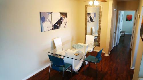 Beach Ridge Apartment