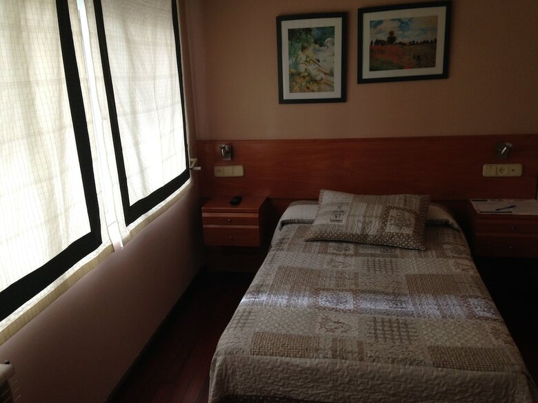 Albergue Hostal La Frontera