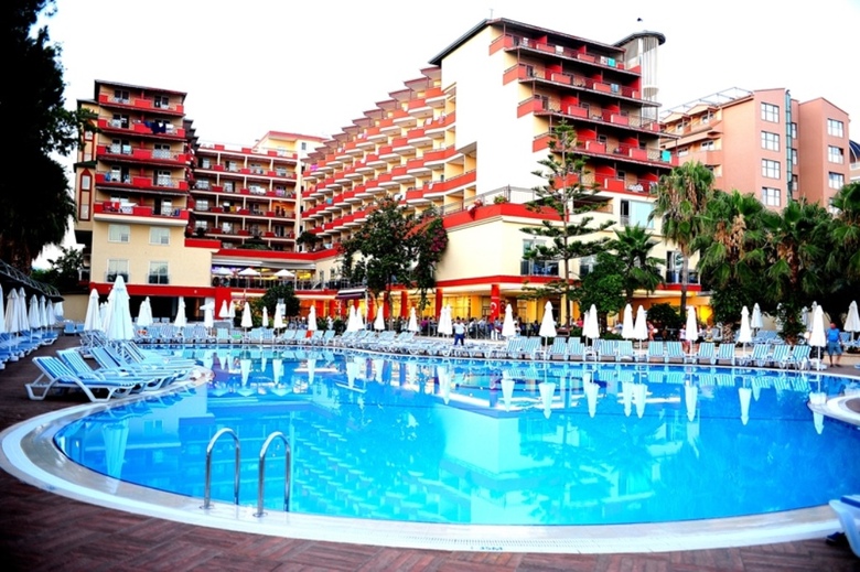 Hotel Holiday Park Resort