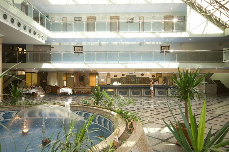 Hotel Holiday Park Resort