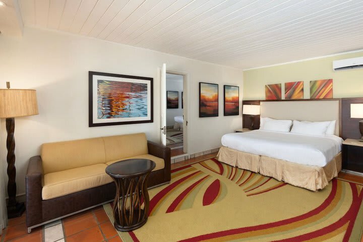 Hotel Tamarind Cove