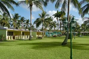 Hotel All Seasons Resort