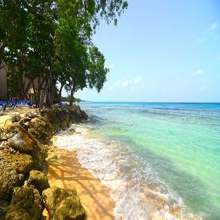 Hotel Almond Beach Club & Spa