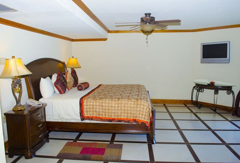 Hotel Accra Beach Resort