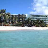 Coconut Court Beach Hotel