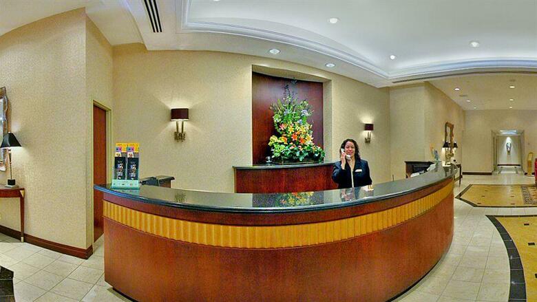 Hotel Toronto Marriott Bloor Yorkville