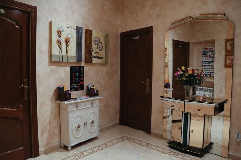 Hostal Bru�a