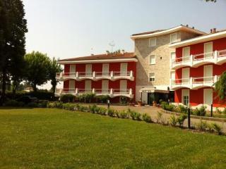 King Rose Hotel
