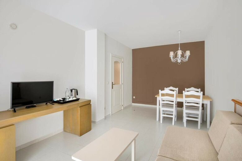 Aparthotel Sol Sancti Petri Apartamentos