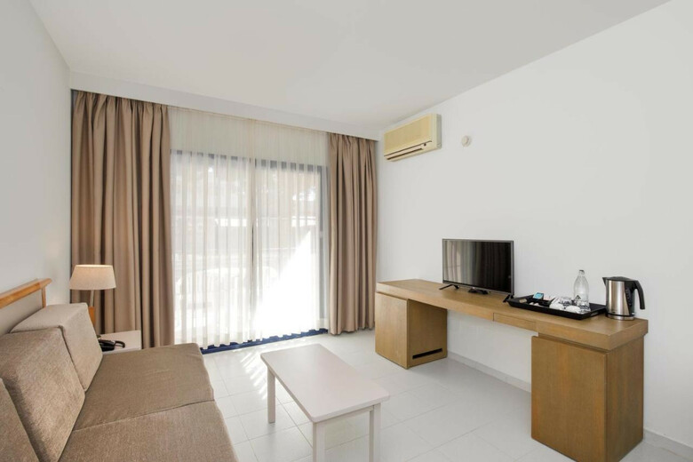 Aparthotel Sol Sancti Petri Apartamentos
