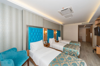 Grand Palace Hotel