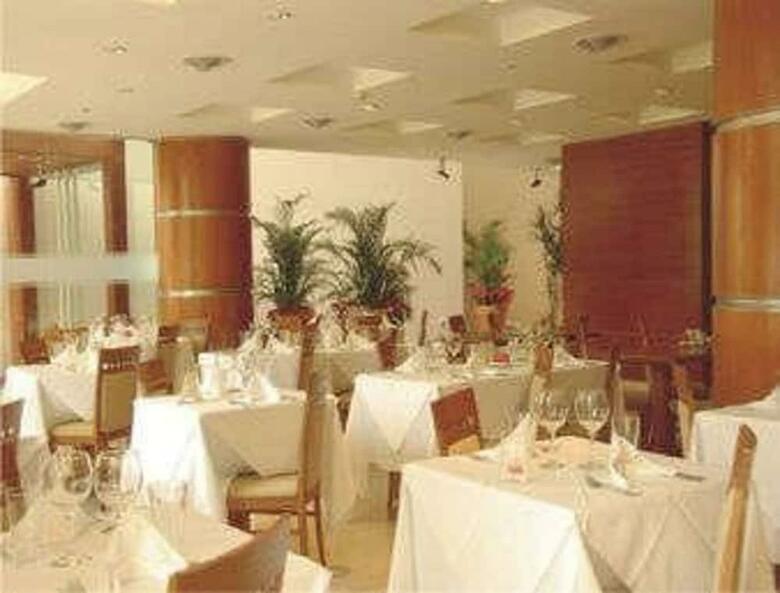 Howard Johnson Hotel And Casino Villa Maria