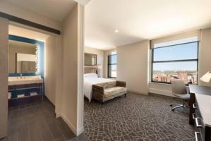 Hotel Embassy Suites By Hilton Minneapolis Downtown