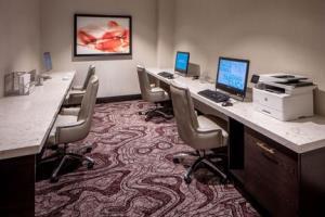 Hotel Embassy Suites By Hilton Minneapolis Downtown