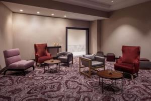 Hotel Embassy Suites By Hilton Minneapolis Downtown