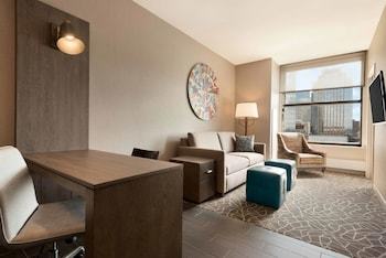 Hotel Embassy Suites By Hilton Minneapolis Downtown