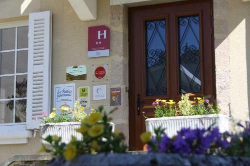 Hotel Logis Auberge De Saint Julien Aux Bois