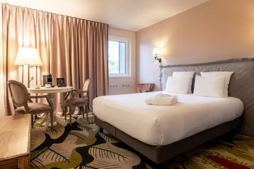 Hotel Mercure Paris Sud Parc Du Coudray