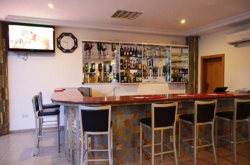 Mensvic Grand Hotel
