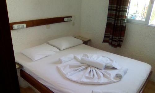 Alexandros Apartments