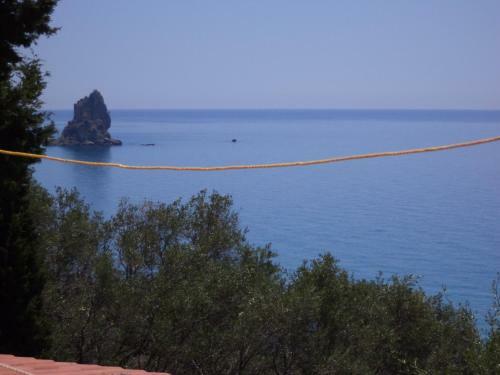 Stefanos Apartments