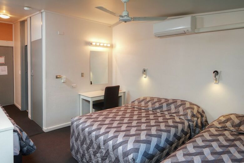Brook Hotel