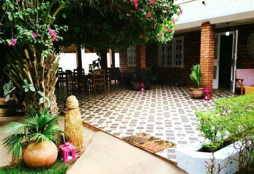 Bed & Breakfast Umoja Guesthouse II