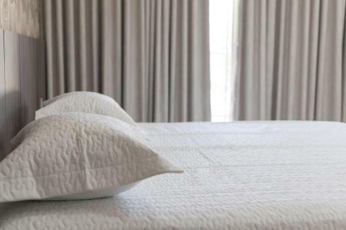 Hotel Terceiro Mil�nio II