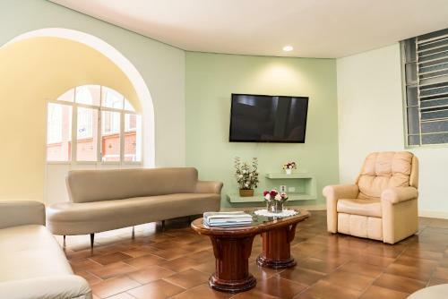 Hostal Centro De Forma��o Sagrada Fam�lia
