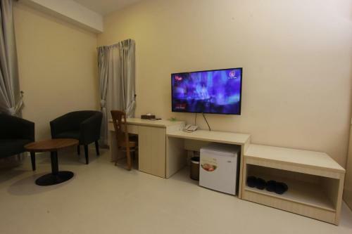 Yazhou Foryou Hotel