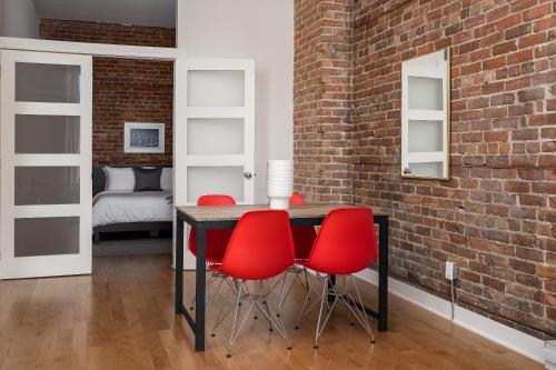 Apartment On Rue De La Visitation 201