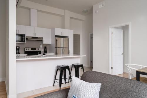 Apartment On Rue De La Visitation 201