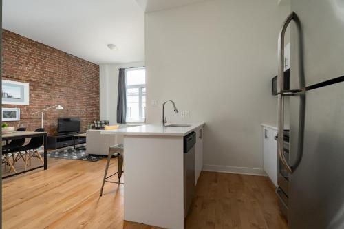 Apartment On Rue De La Visitation 201