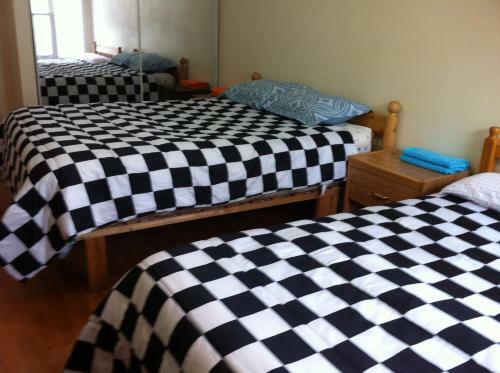 Hostal Toronto East Travelers Home