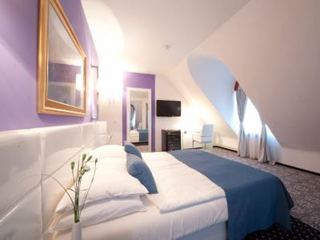 Hotel Phoenix