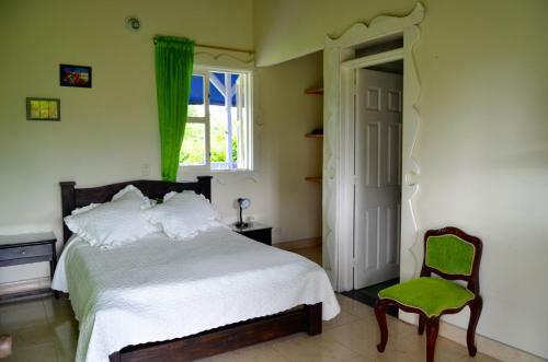 Agroturismo Finca Hotel Azulinas