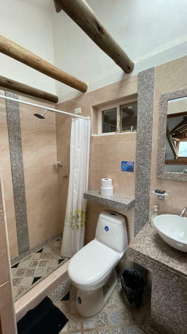 Lodge Caba�as Aventura Park La Periquera