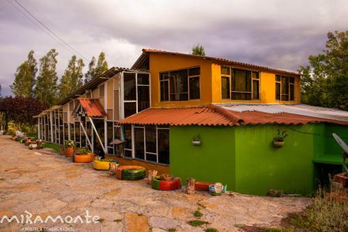 Lodge Miramonte