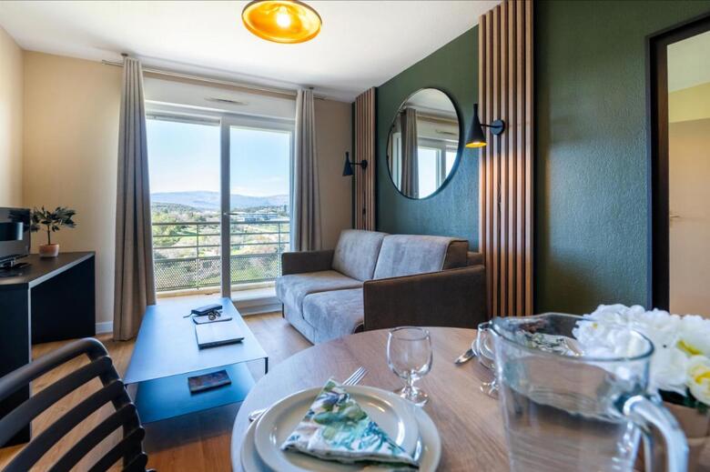 Residencia N�m�a Appart Hotel