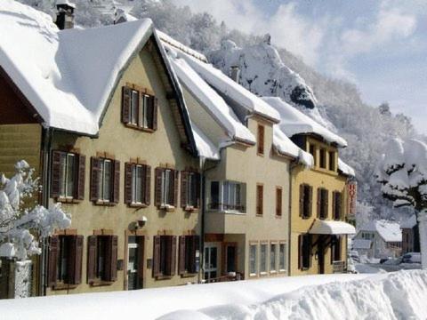 Hotel De La Poste - Logis De France