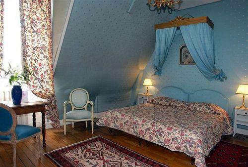 Hotel Chateau De L Aubriere