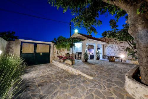 Holiday Home Sudinjevi Dvori