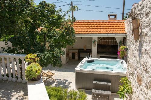 Holiday Home Sudinjevi Dvori