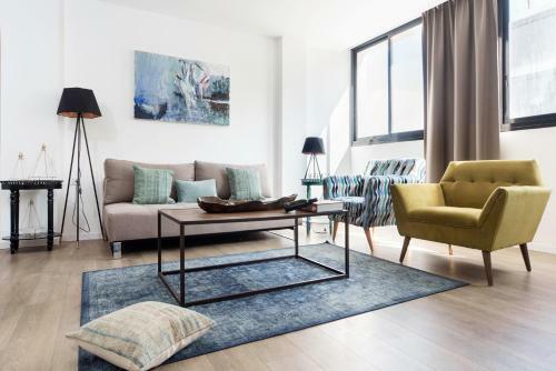 Sea N' Rent Hayarkon Sunny Beach Apartments