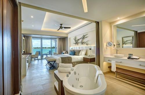 Hotel Royalton Negril Resort & Spa All Inclusive