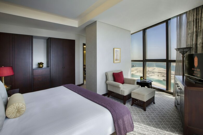 Bab Al Qasr Hotel