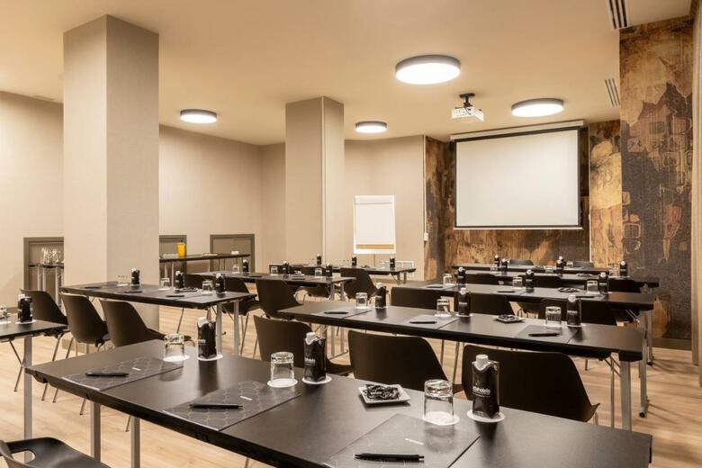Hotel Acta Pir�mides