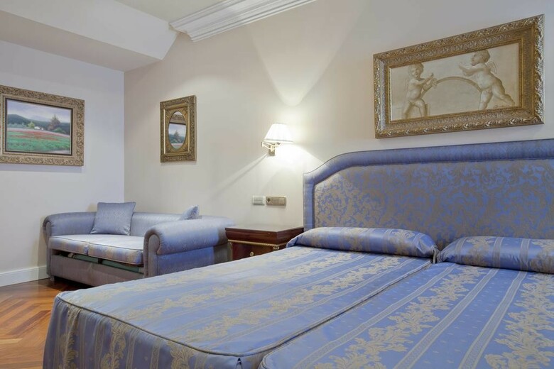 Hotel Alameda Palace