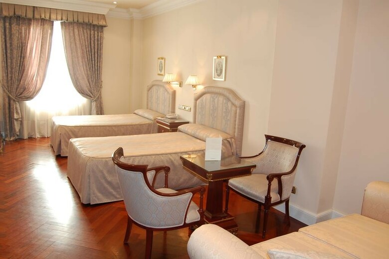 Hotel Alameda Palace